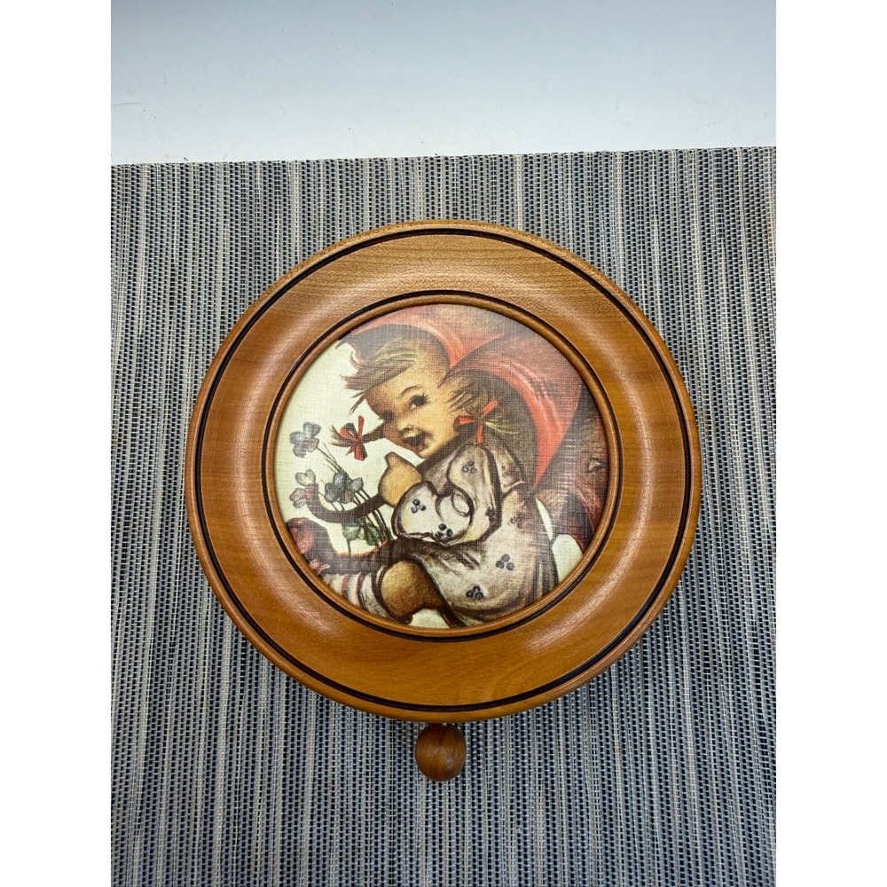 Vintage MI Hummel Music Box Raindrops Goebel Wood Wall Mount West Germany 5.5in